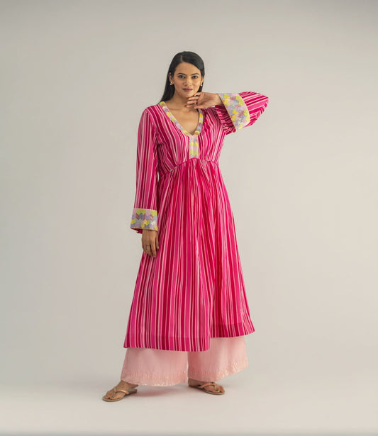 Kurta with Cuff Embroidery