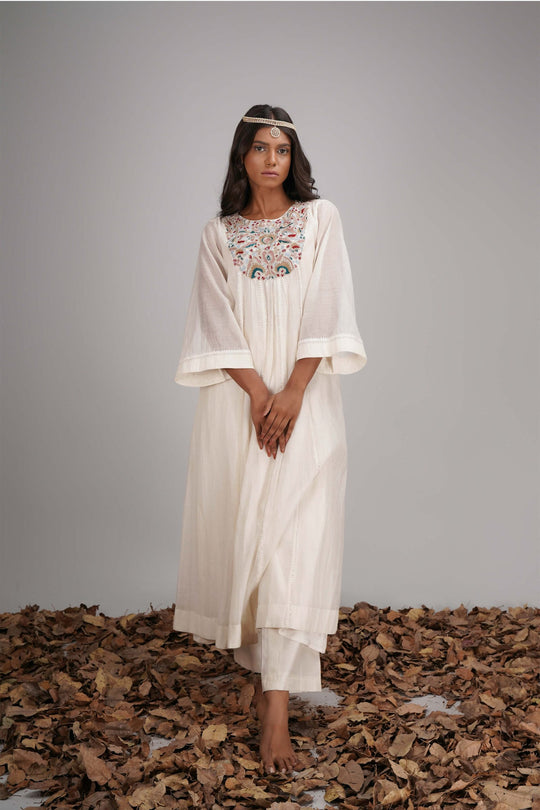 A Line Chanderi Kurta With Centre Kalis